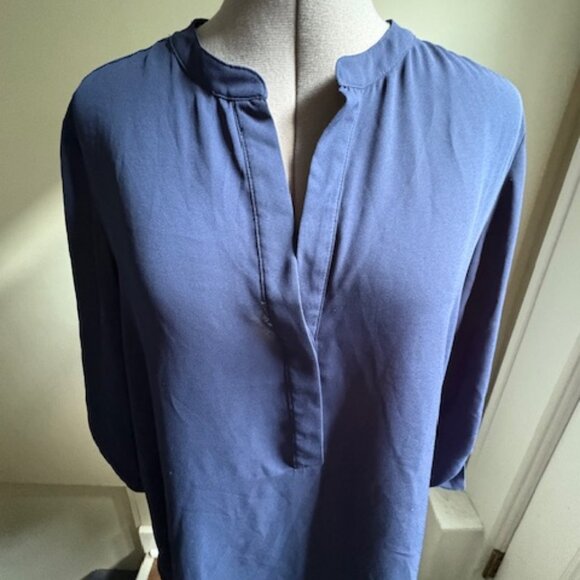 Navy Blue lighweight button sleeve blouse XL - Picture 6 of 11